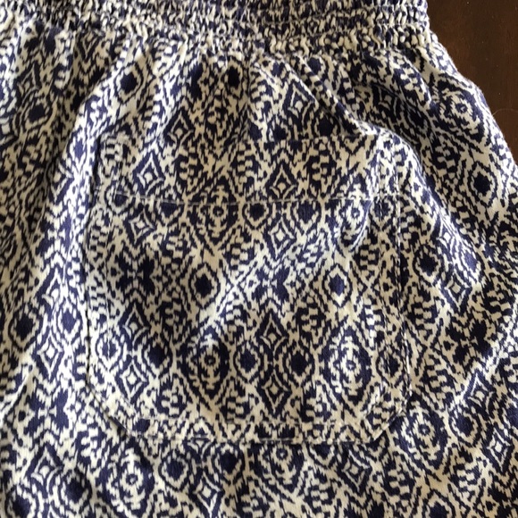 Briggs Linen Blend Pull on Shorts size small - Picture 12 of 12